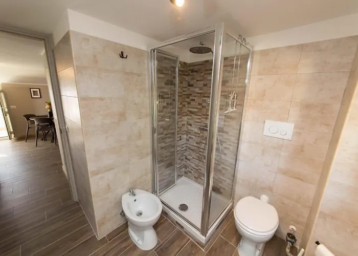 Maison Luce アパート